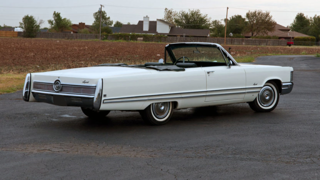 1967 Chrysler Imperial Convertible