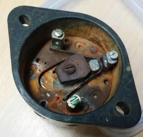 Different switch, partially dismantled