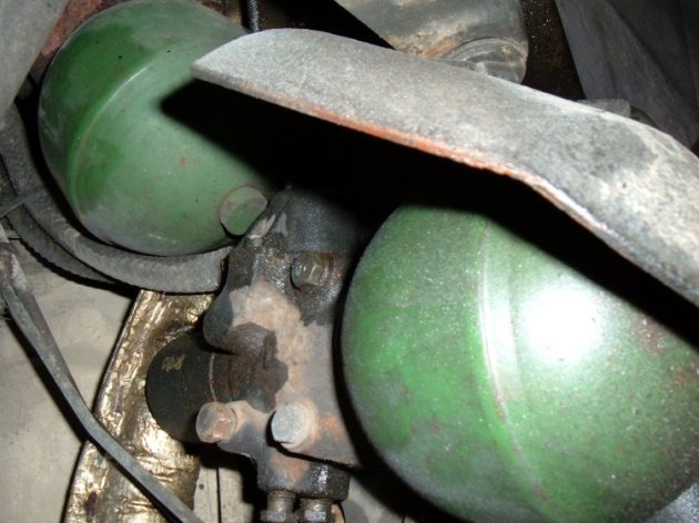 View of accumulators underneath the car 1