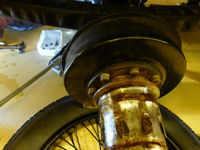 damaged rear wheel on 1911 tourer