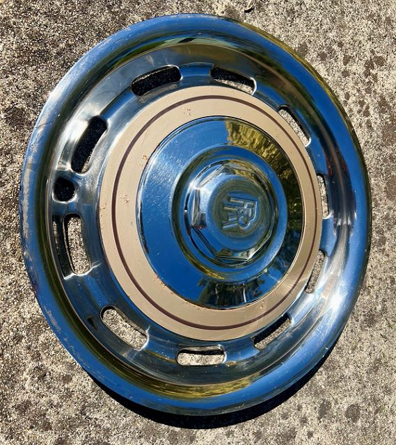 SS hubcap 2